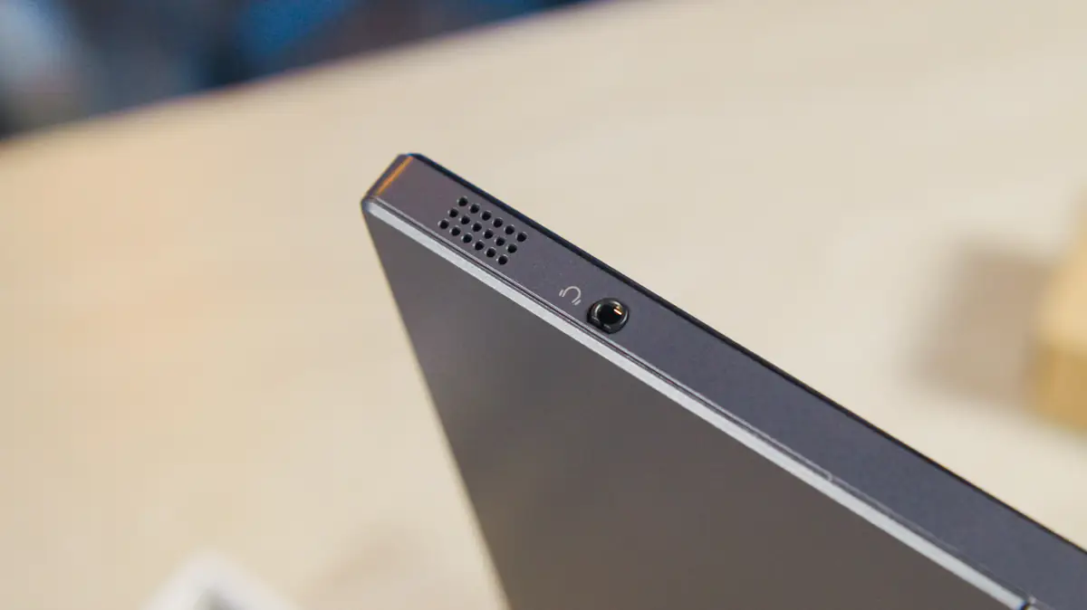 ASUS ZenScreen Touch MB16AHT