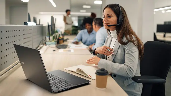 Chromebook Plus Enterprise 516