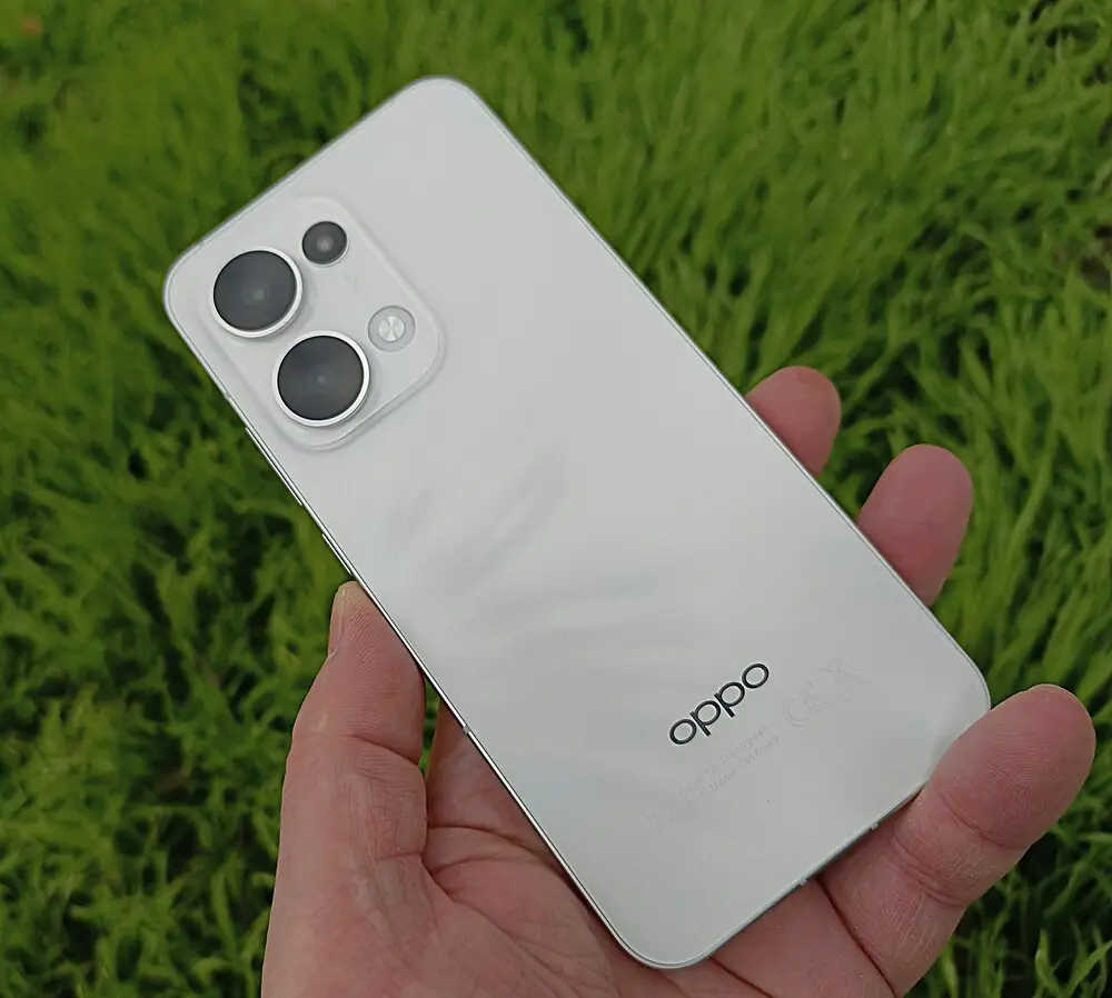 Oppo Reno13 5G