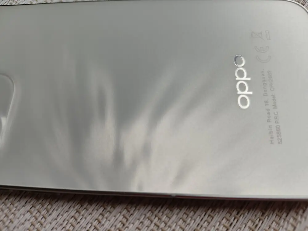 Oppo Reno13 5G