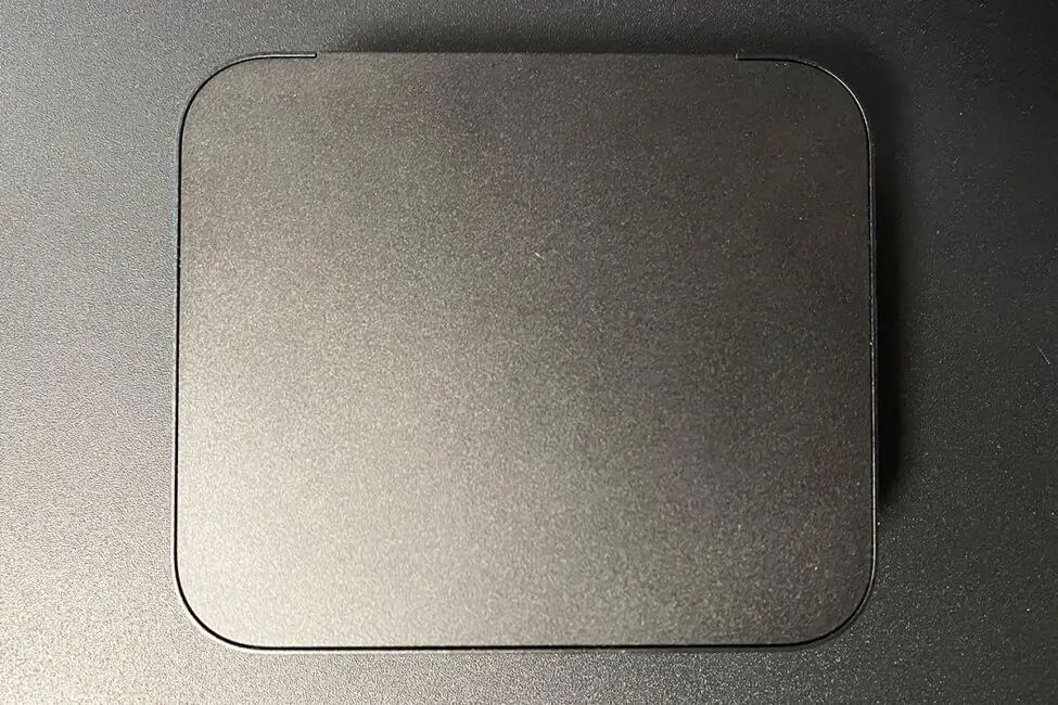 ASUS NUC 14 Essential