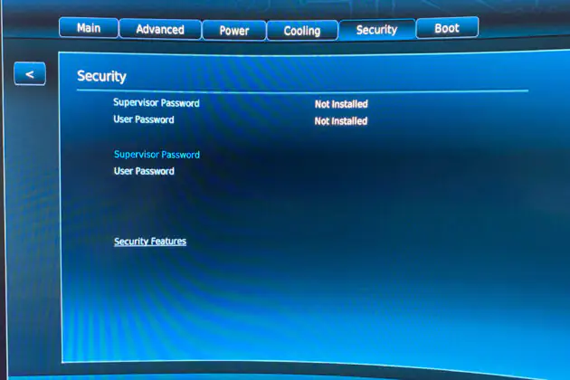 ASUS NUC 14 Essential