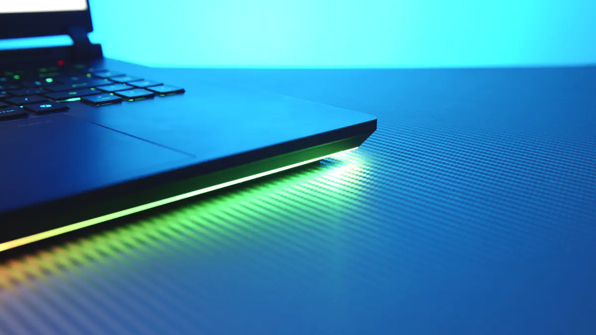 ASUS ROG Strix G16 (2025) G615