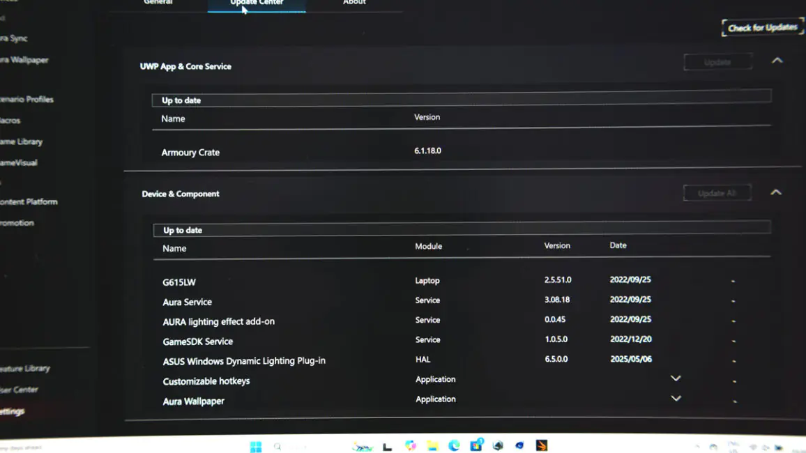 ASUS ROG Strix G16 (2025) G615