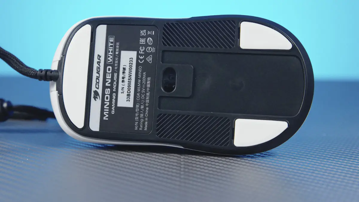 Cougar Minos Neo