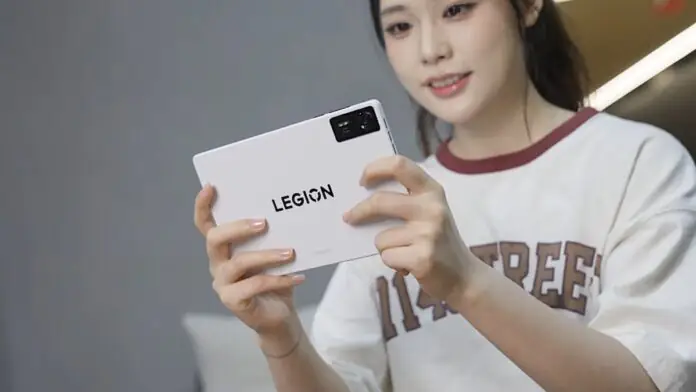 Lenovo Legion Y700