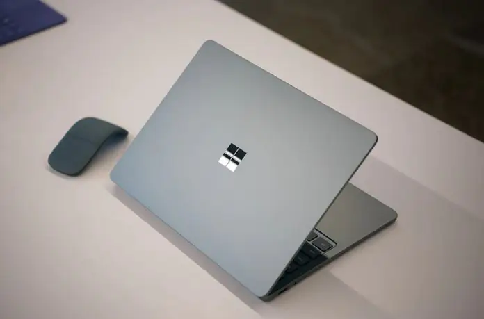 Microsoft Surface Laptop 13