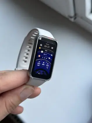 Huawei Band 10